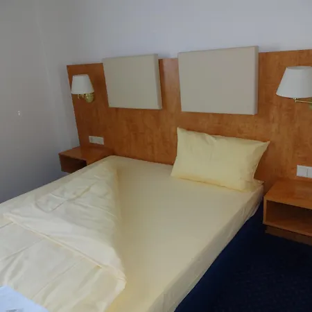 Euro-hotel Hotel