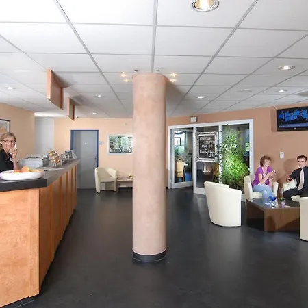 Euro-hotel מלון 2*