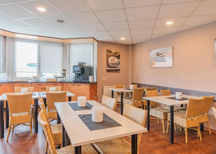 欧罗酒店 2* 卡伯尔-格拉芬豪森