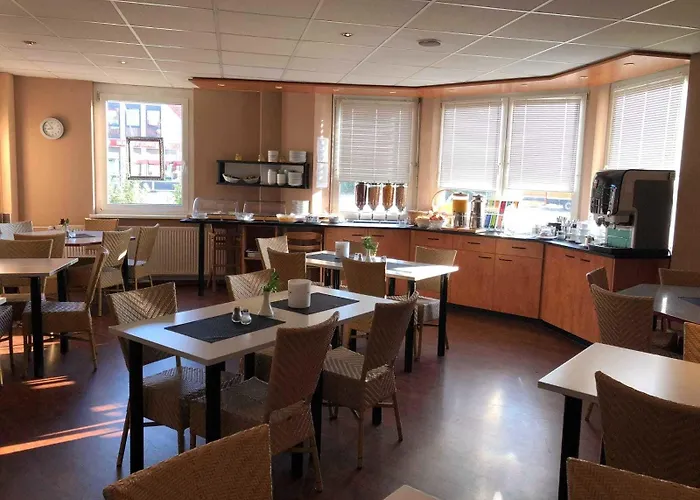 欧罗酒店 2* 卡伯尔-格拉芬豪森