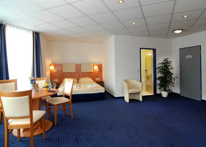 欧罗酒店 2* 卡伯尔-格拉芬豪森